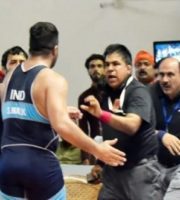 Indian wrestlers referee slapped banned for life