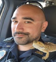 The recovered wild lizard became friends with an American police